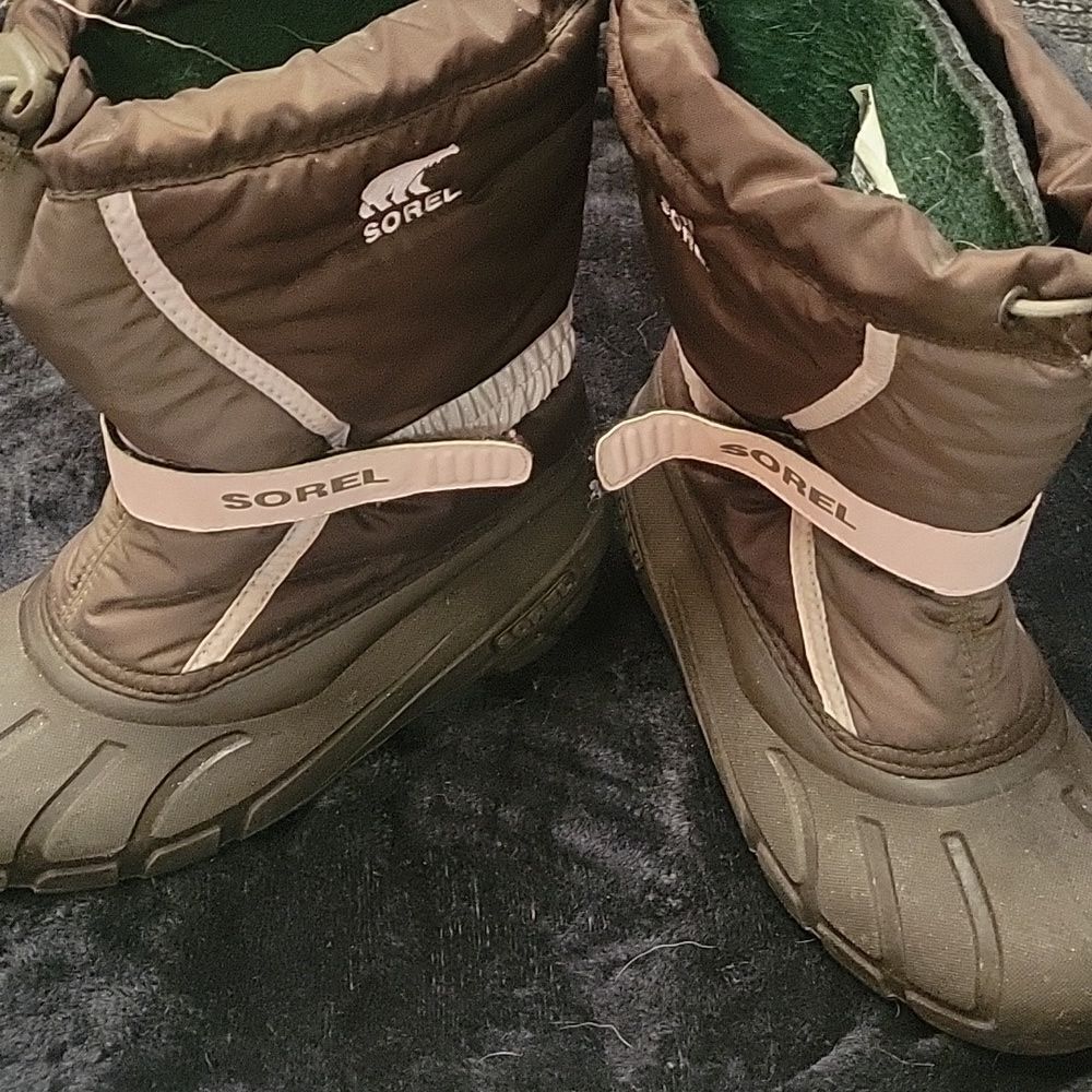 Sorel Boots Brown/Pink Insulated Wind Rain Resistant, Size 5